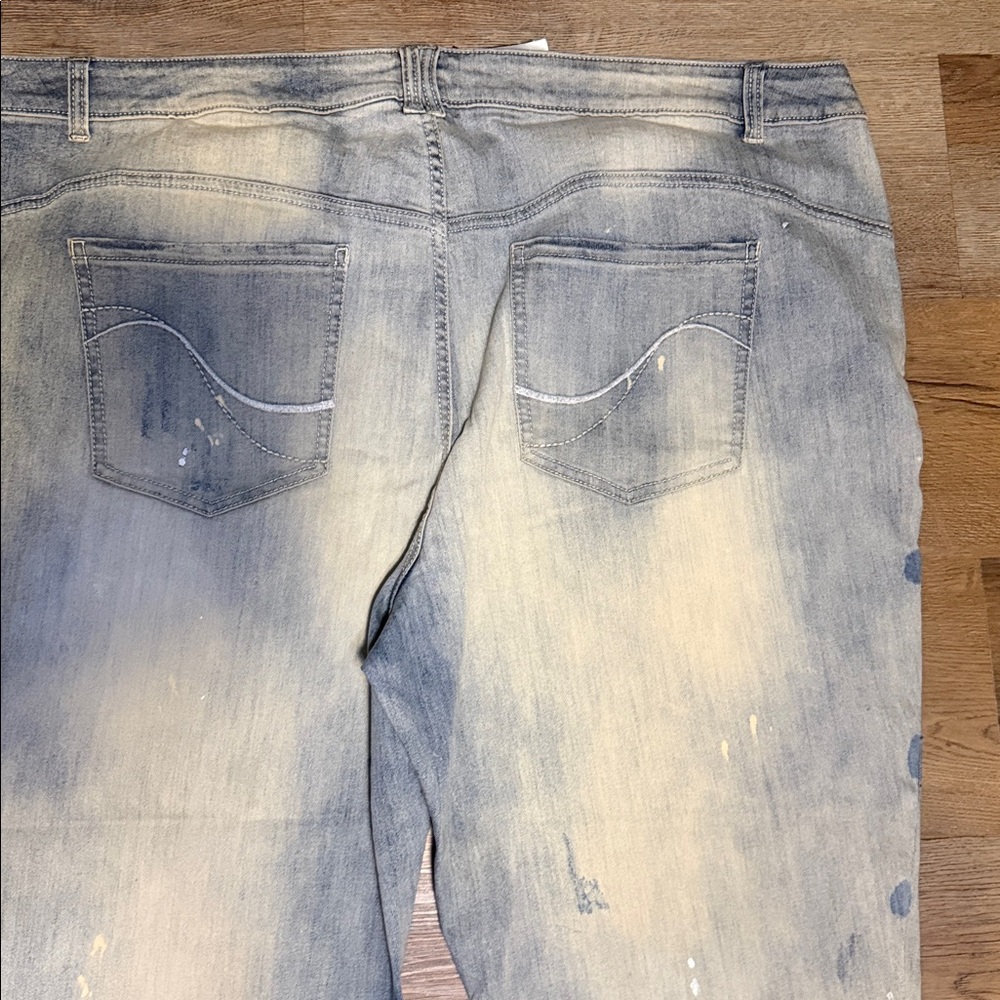 BRAND NEW LANE BRYANT Crop jeans with CUFFS - Picture 14 of 15